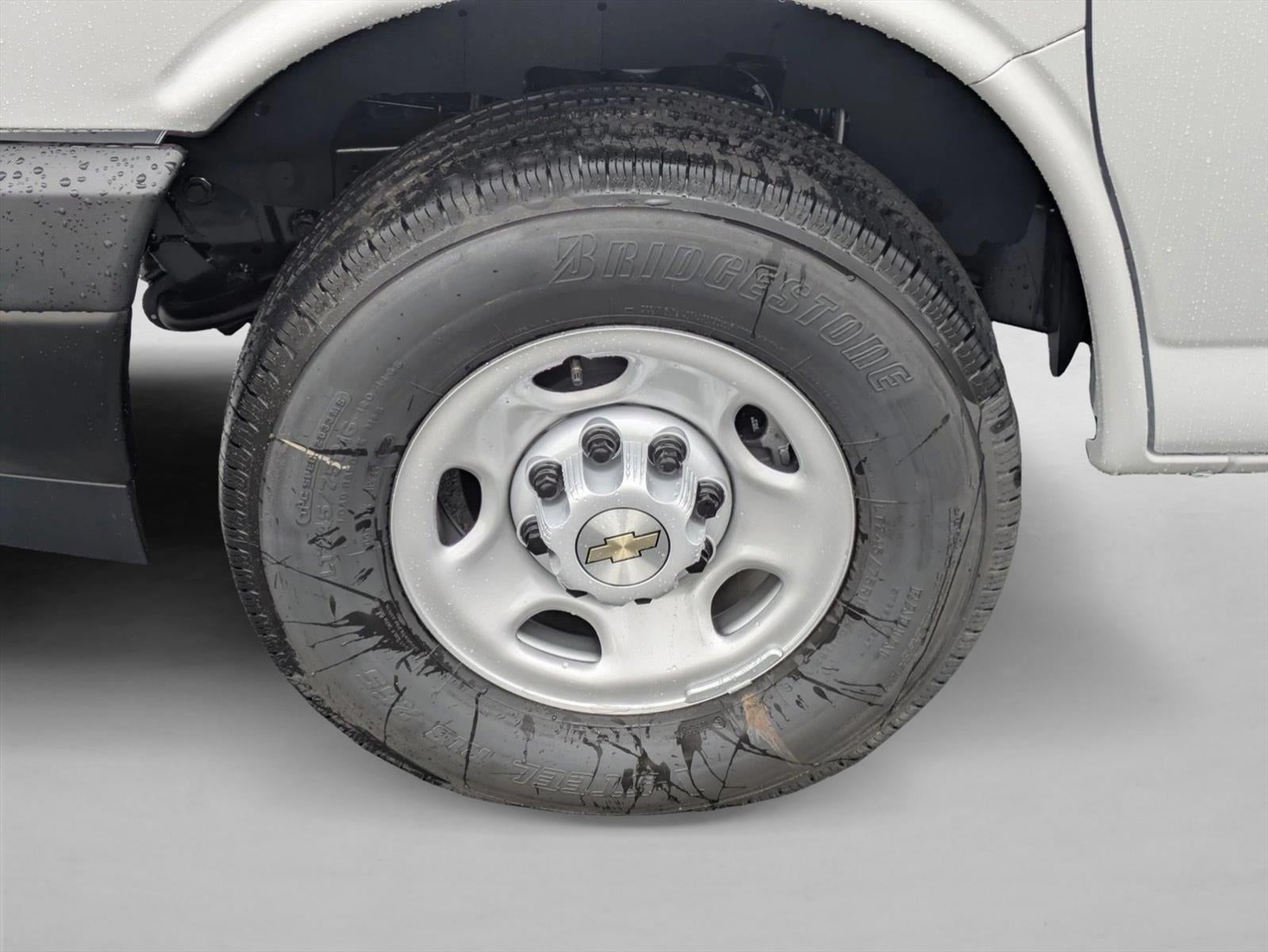 2025 Chevrolet Express Cargo 2500 Base