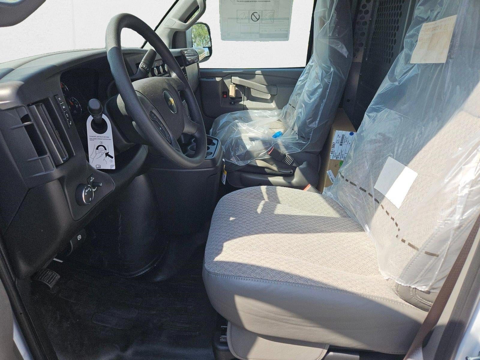 2025 Chevrolet Express Cargo 2500 Base