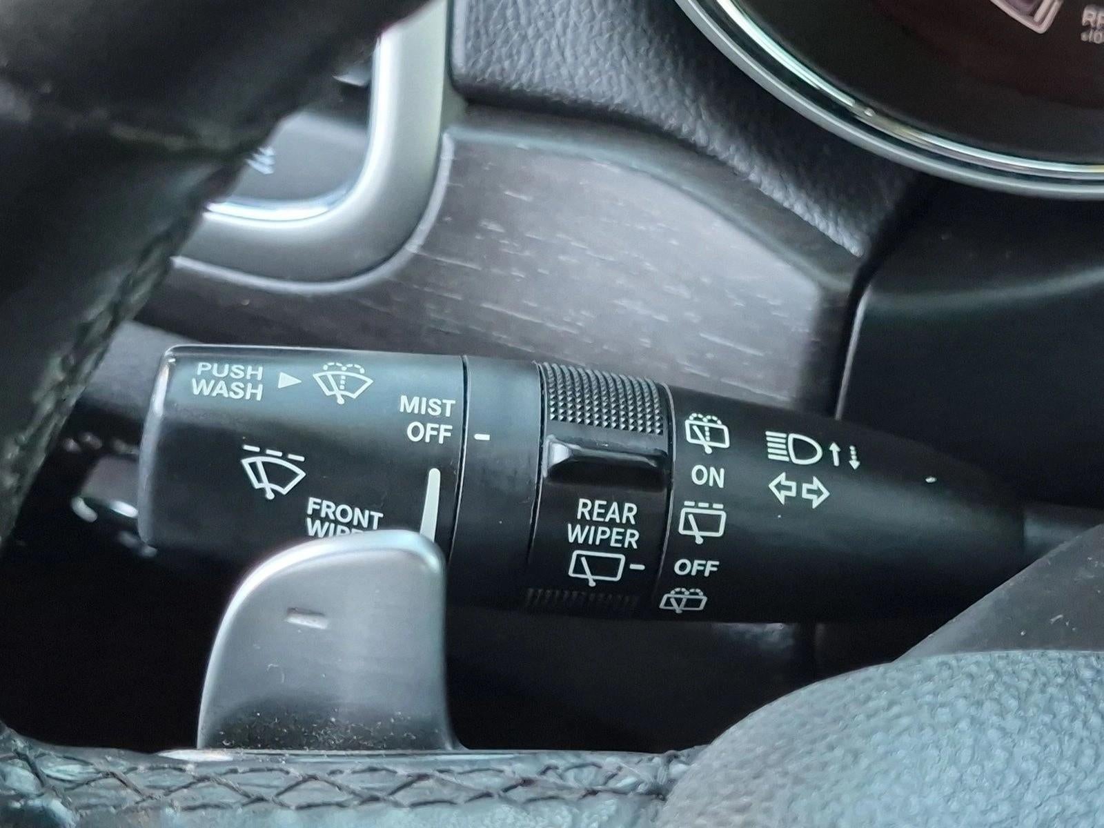 2015 Jeep Grand Cherokee Altitude - Photo 16