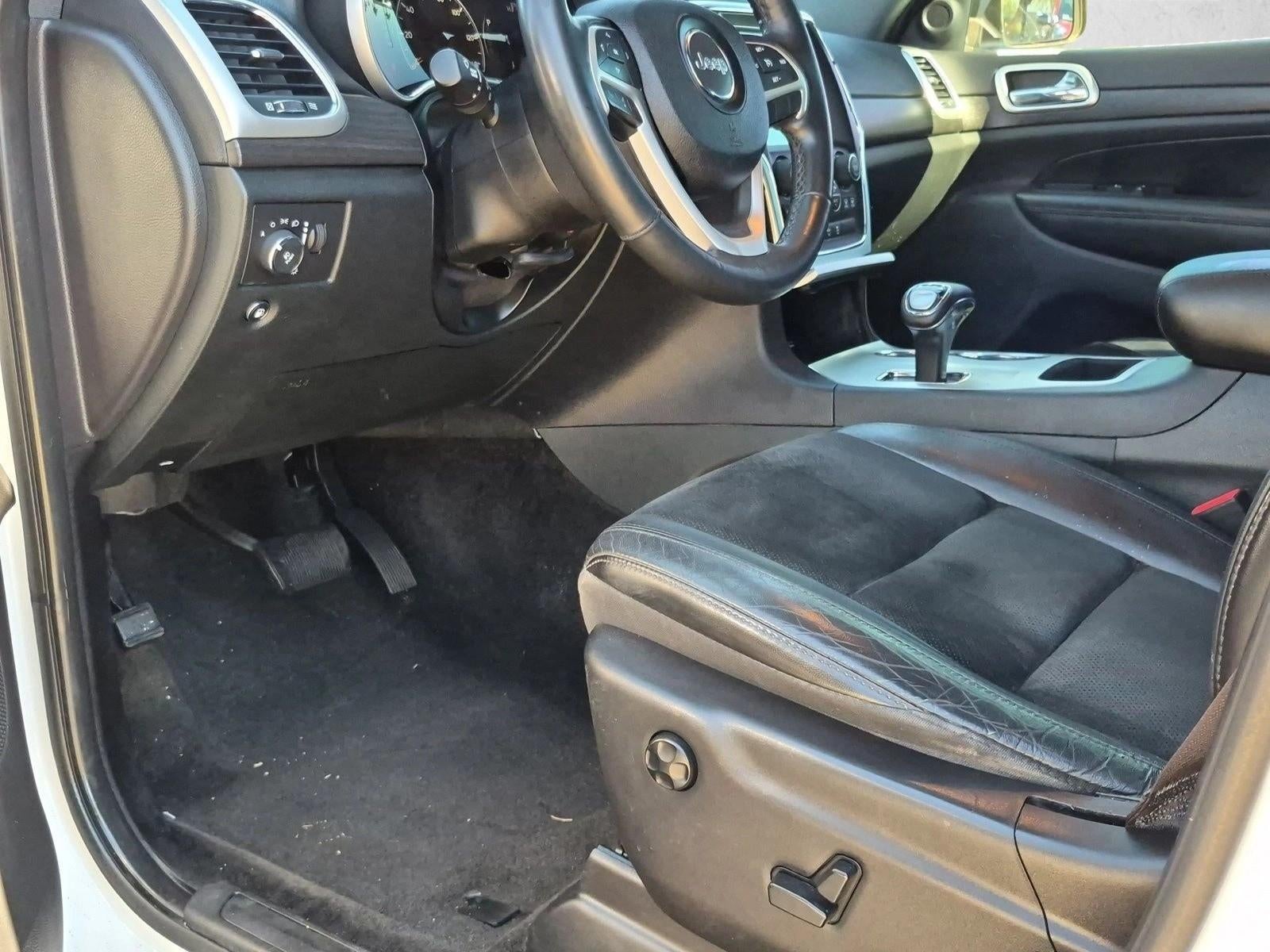 2015 Jeep Grand Cherokee Altitude - Photo 23