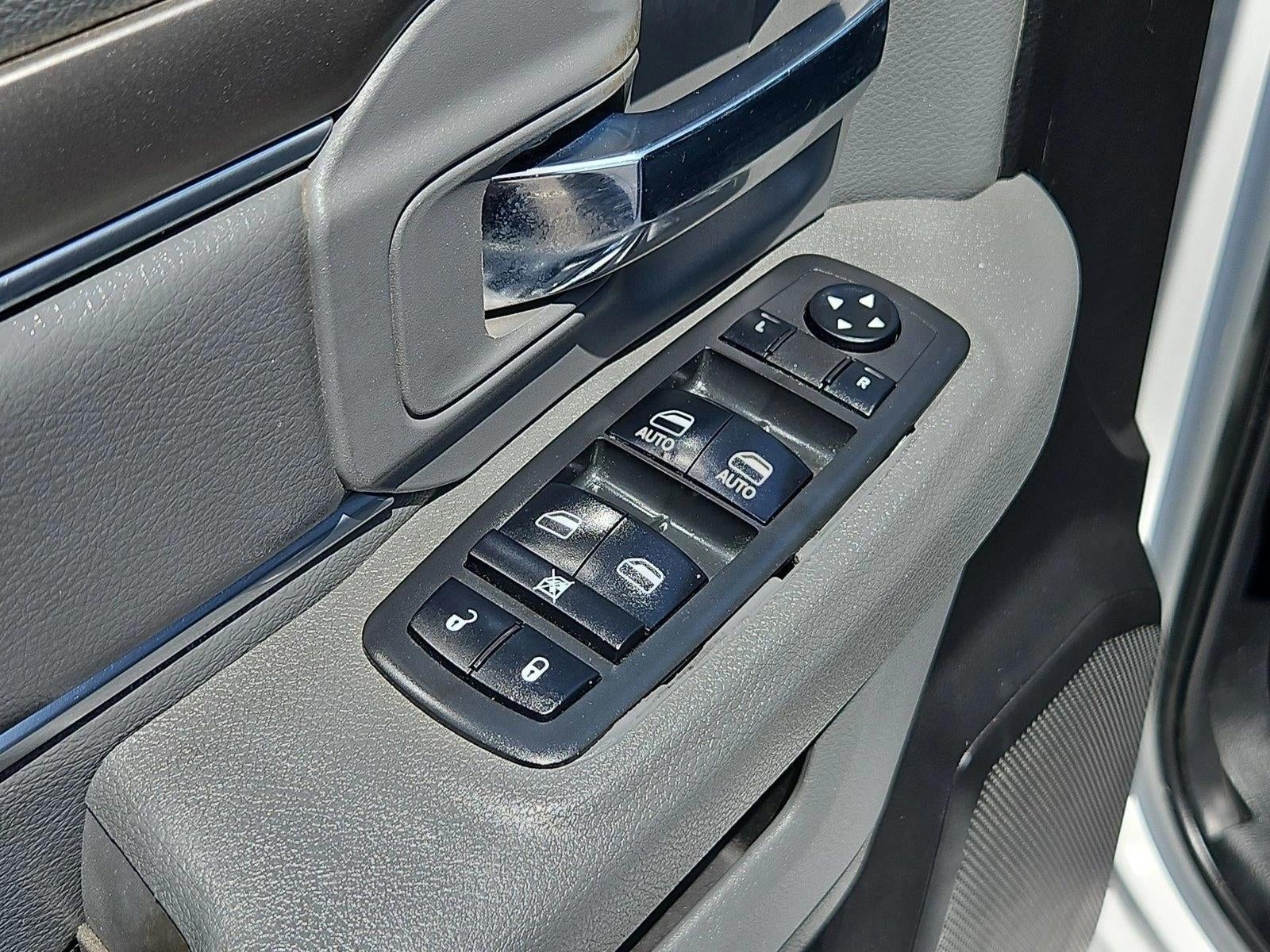 2018 RAM 1500 SLT