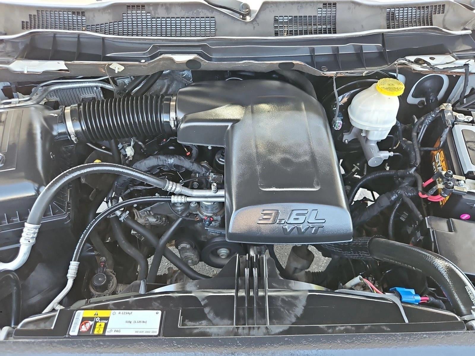 2018 RAM 1500 SLT