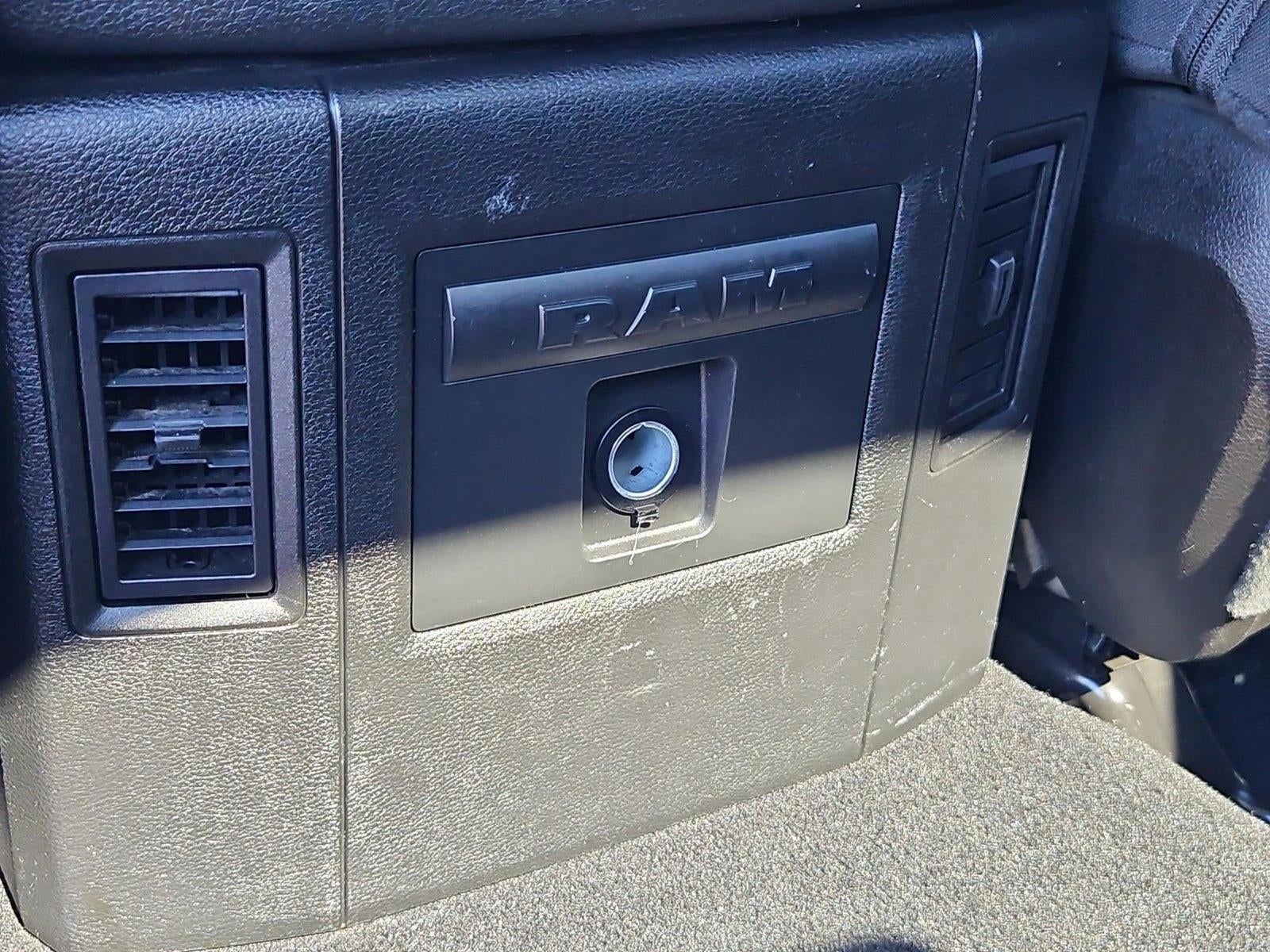 2021 RAM 1500 Classic Base