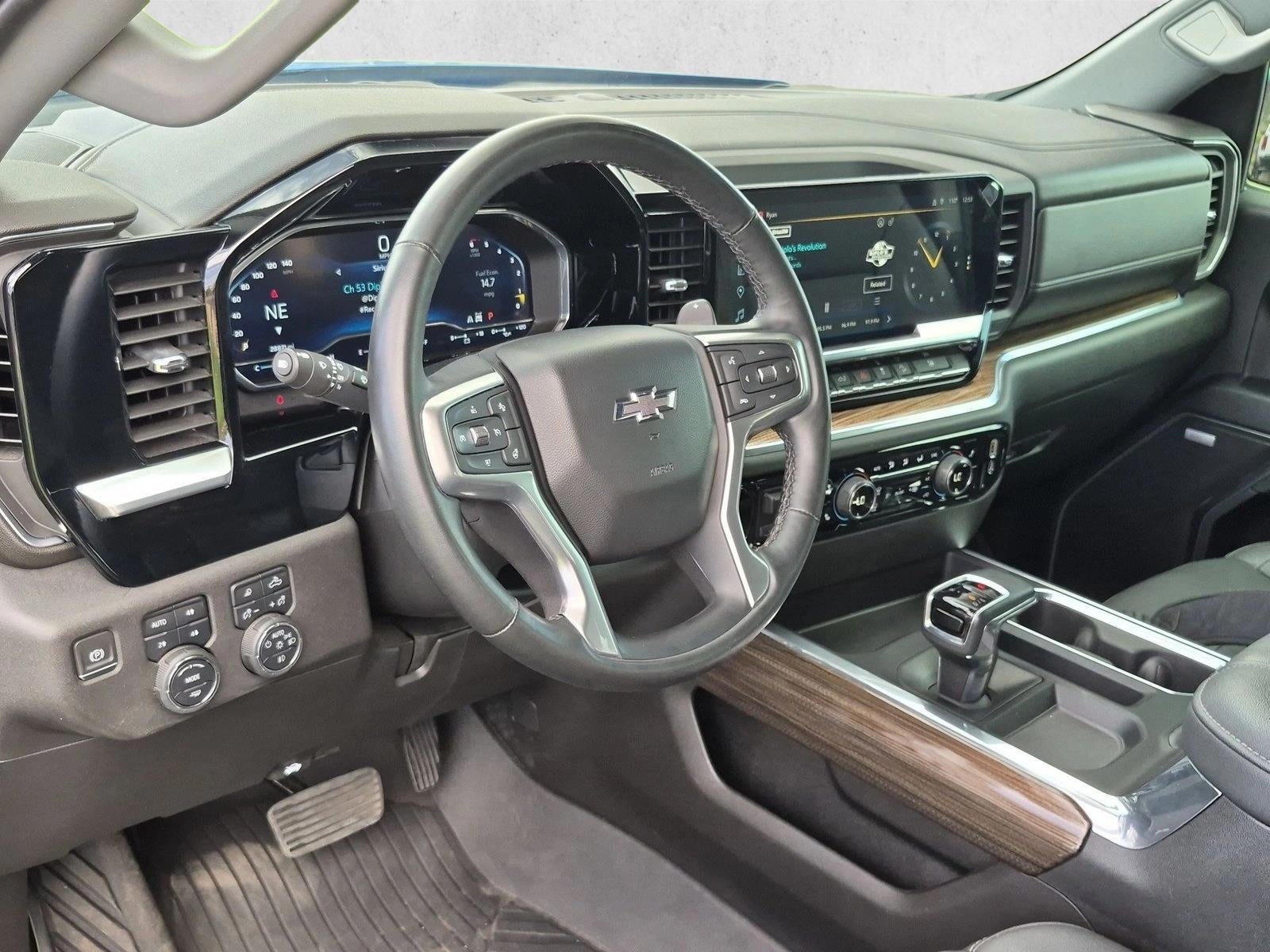 2023 Chevrolet Silverado 1500 RST - Photo 13