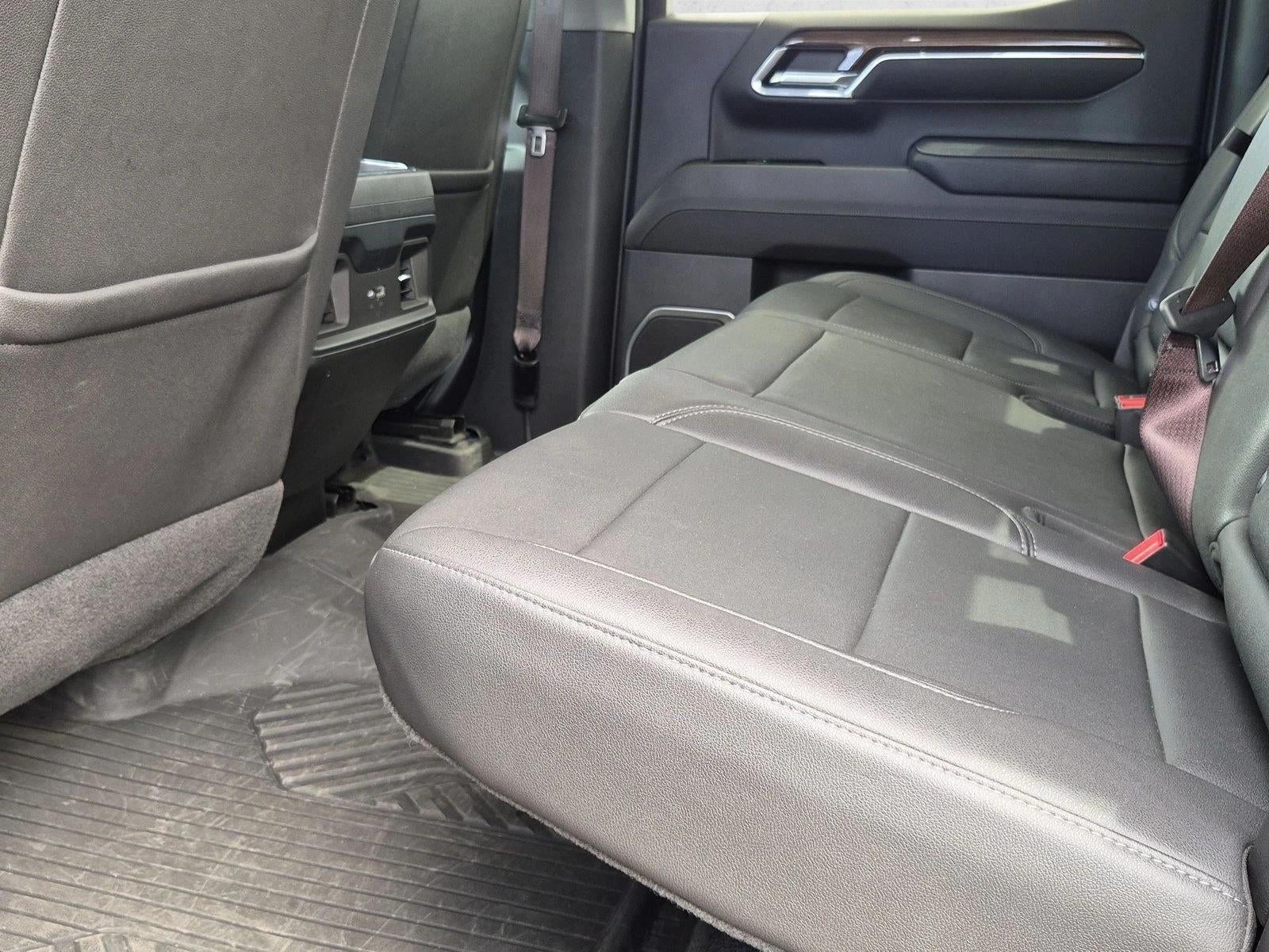 2023 Chevrolet Silverado 1500 RST - Photo 25