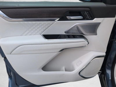 2025 GMC Acadia FWD Denali