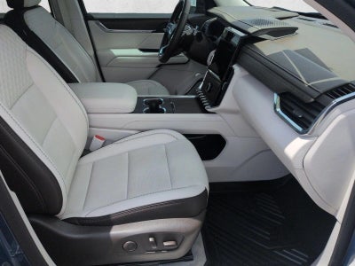 2025 GMC Acadia FWD Denali