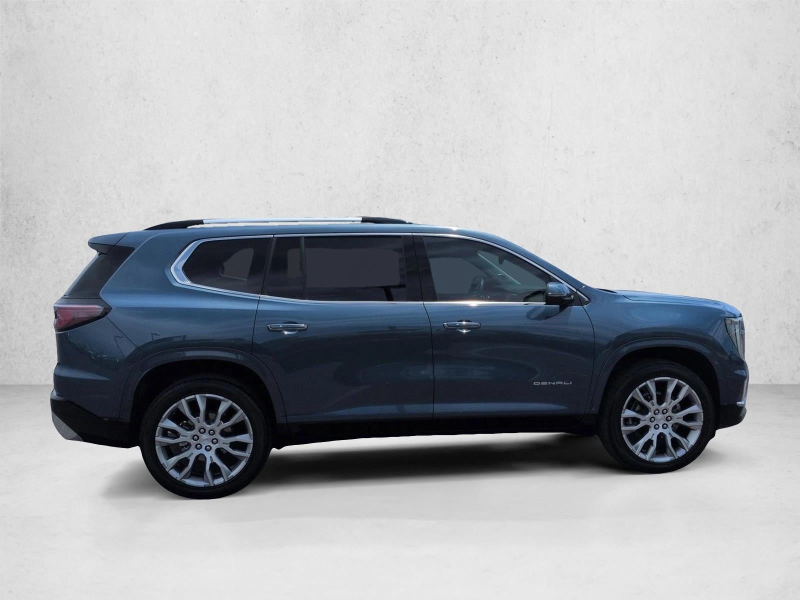 2025 GMC Acadia FWD Denali