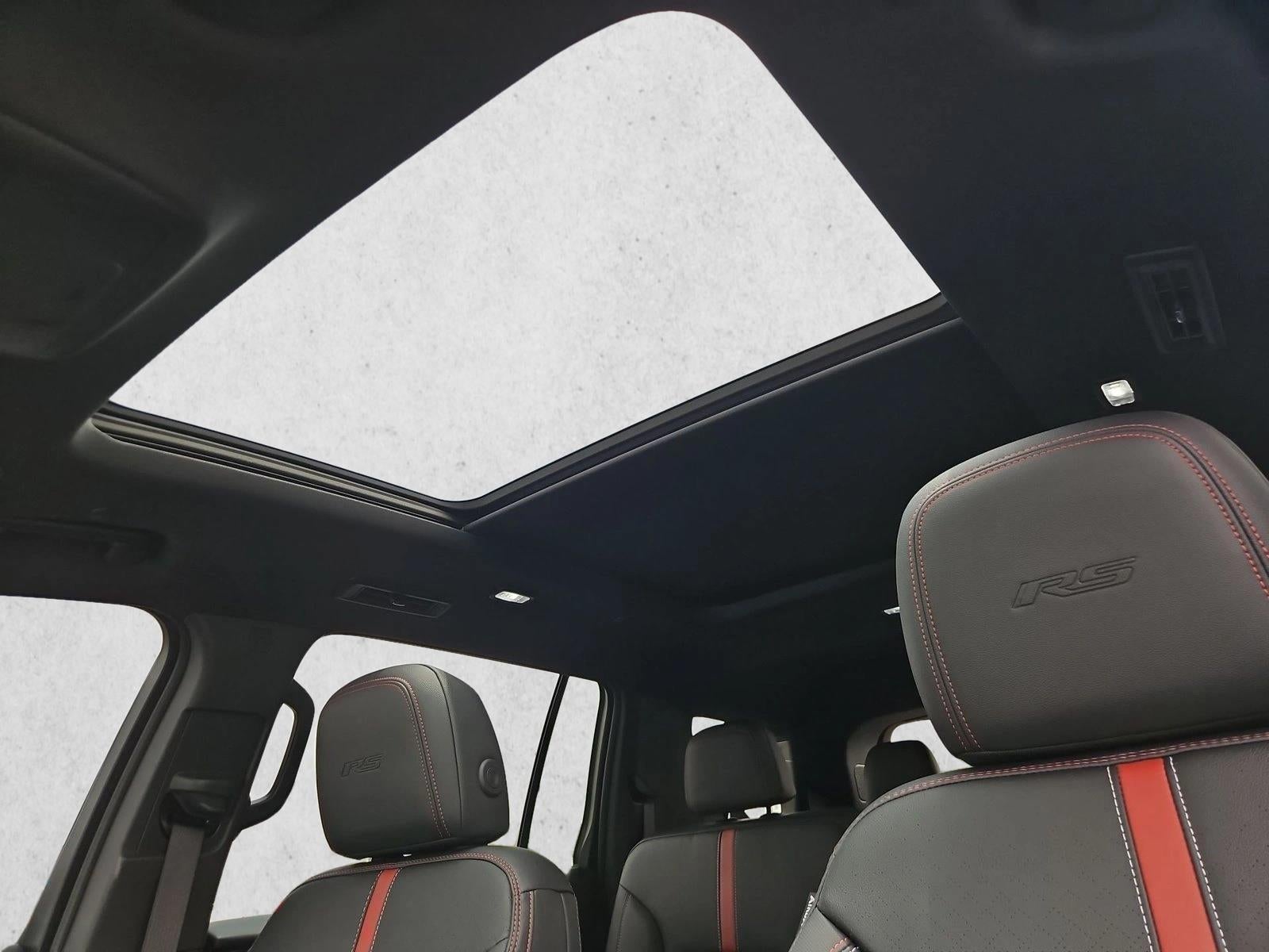 2025 Chevrolet Traverse AWD RS