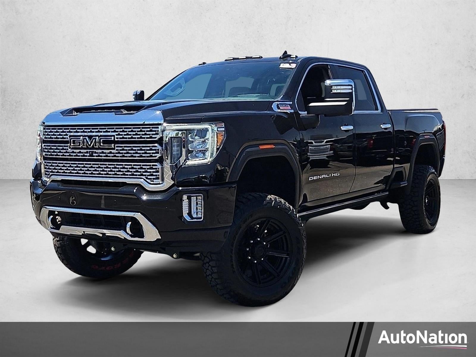2023 GMC Sierra Denali 4WD Crew Cab Standard Box SRW's photo