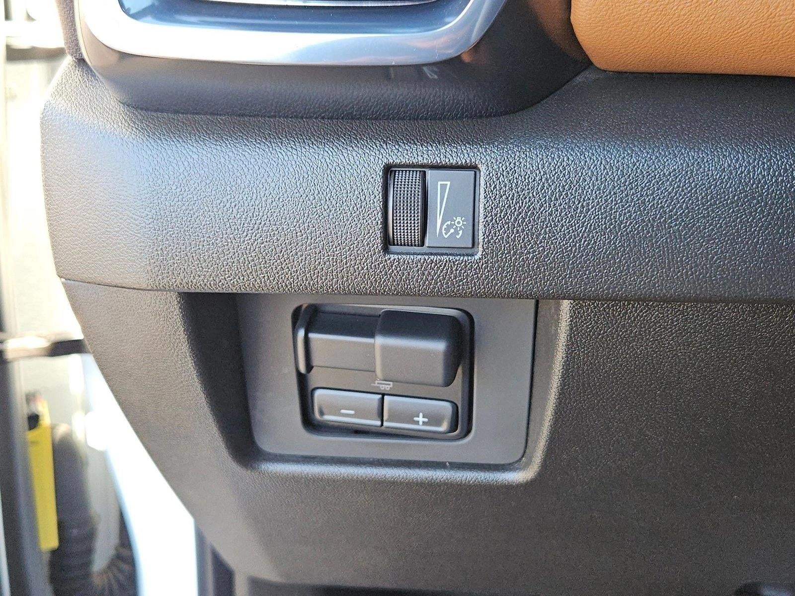 2023 GMC Canyon 4WD AT4