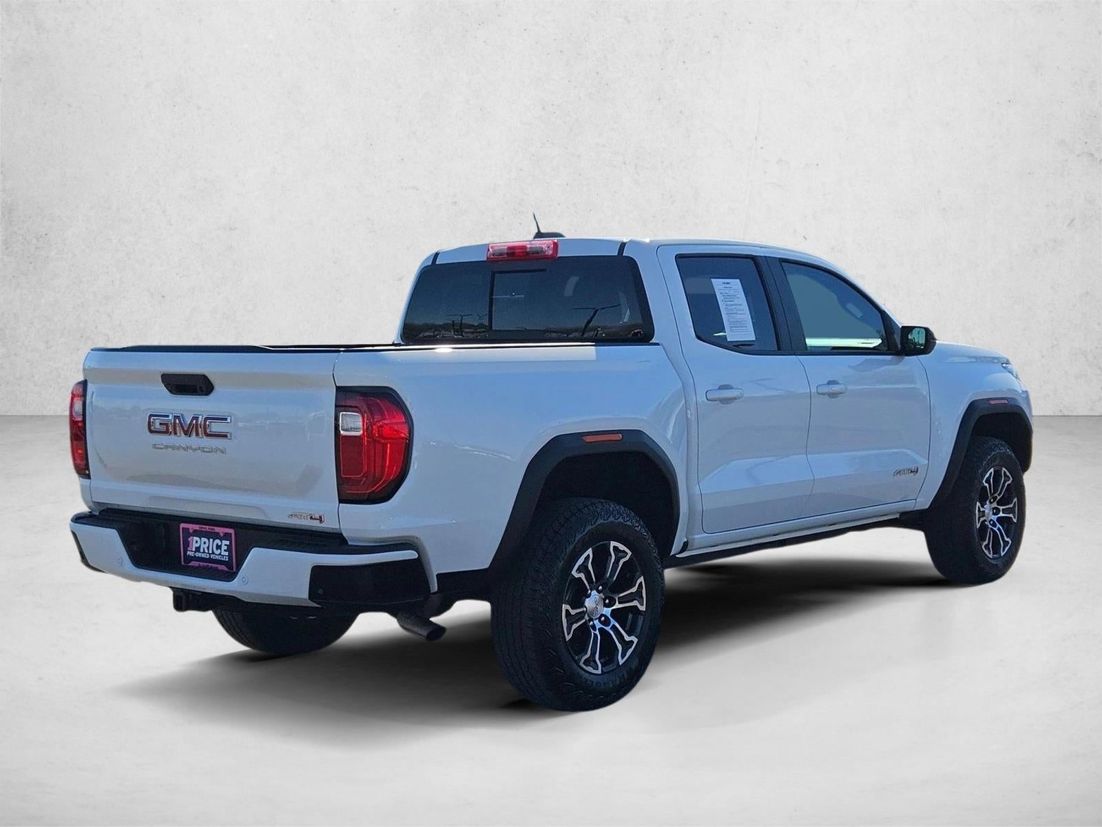 2023 GMC Canyon 4WD AT4
