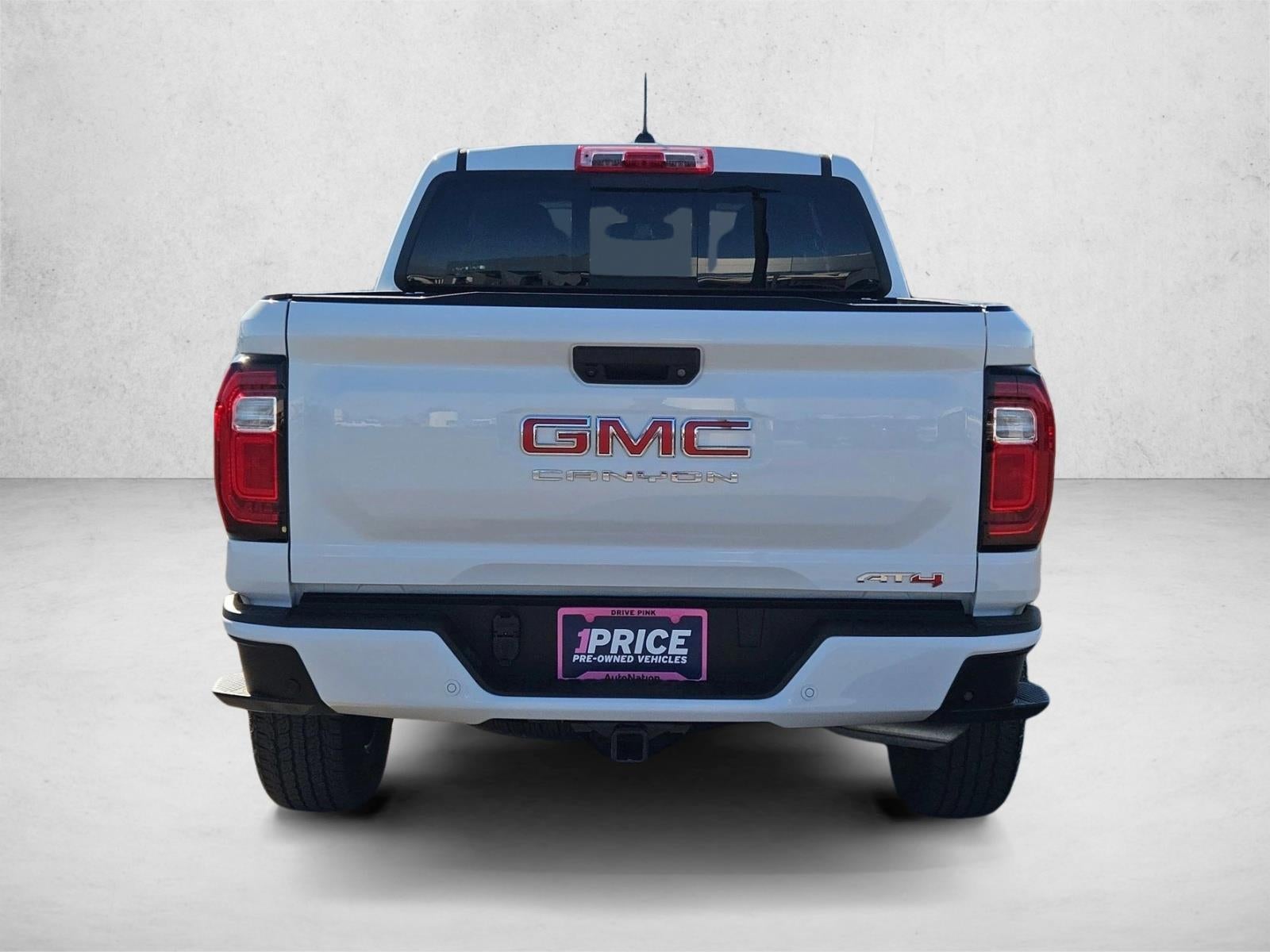 2023 GMC Canyon 4WD AT4