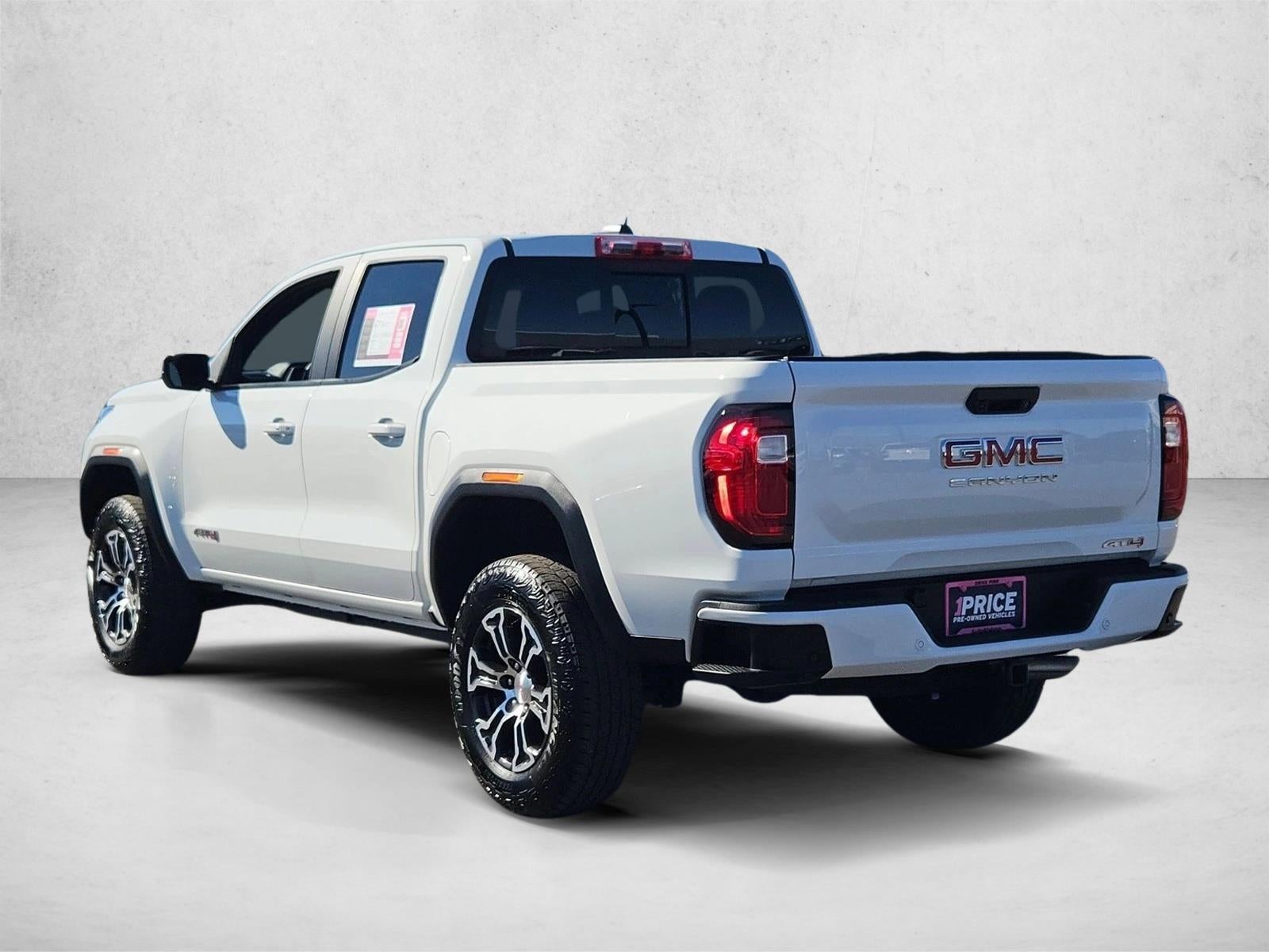 2023 GMC Canyon 4WD AT4