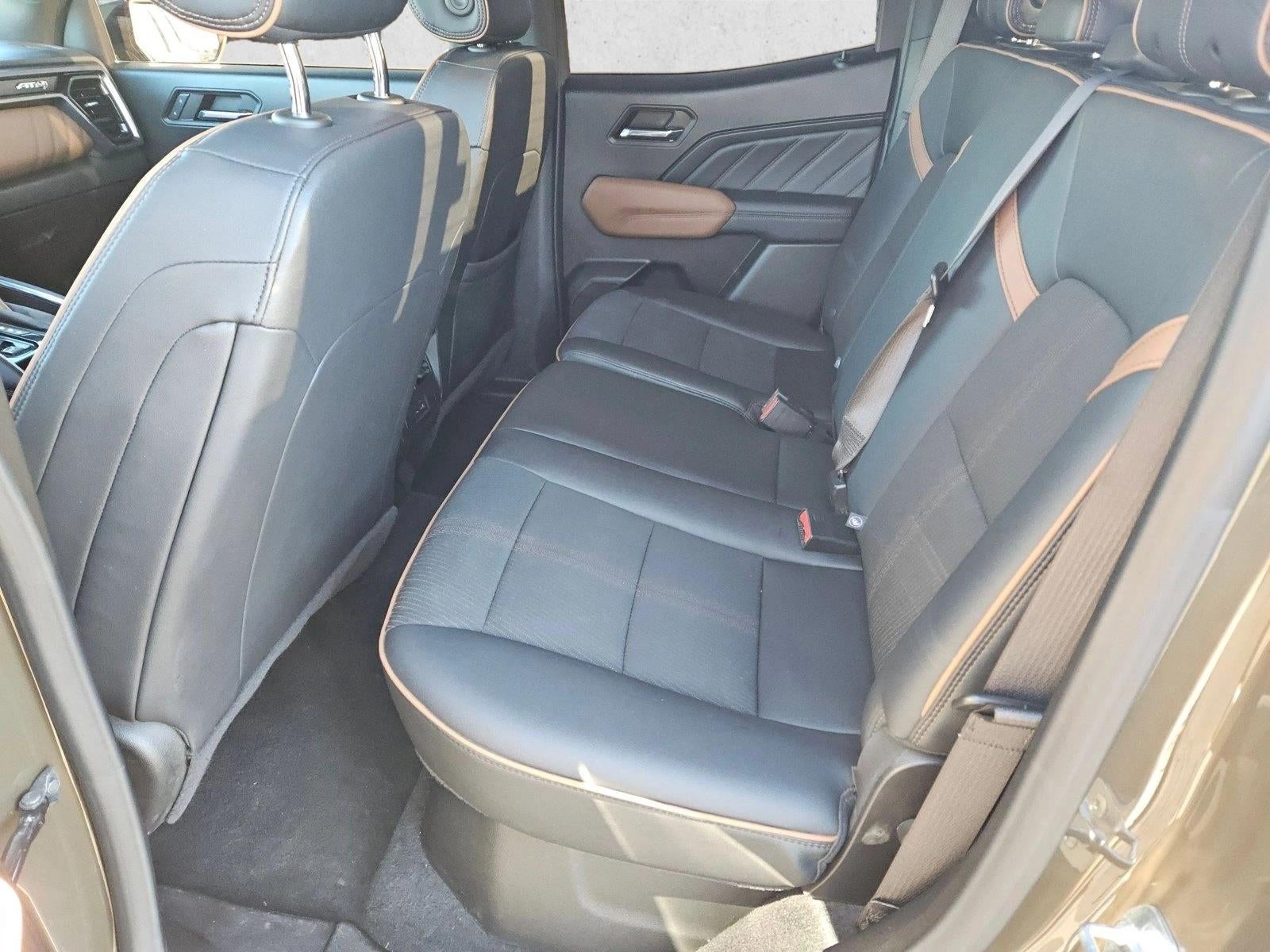 2024 GMC Canyon 4WD AT4