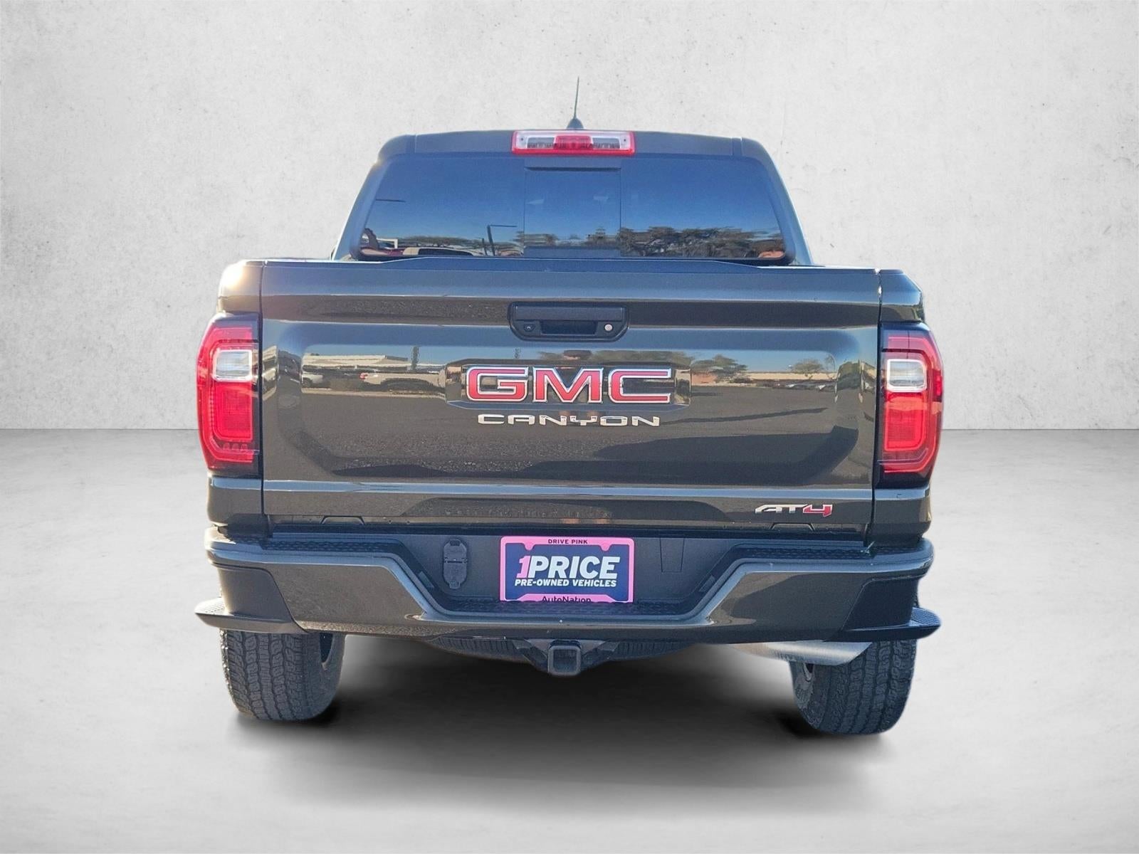 2024 GMC Canyon 4WD AT4