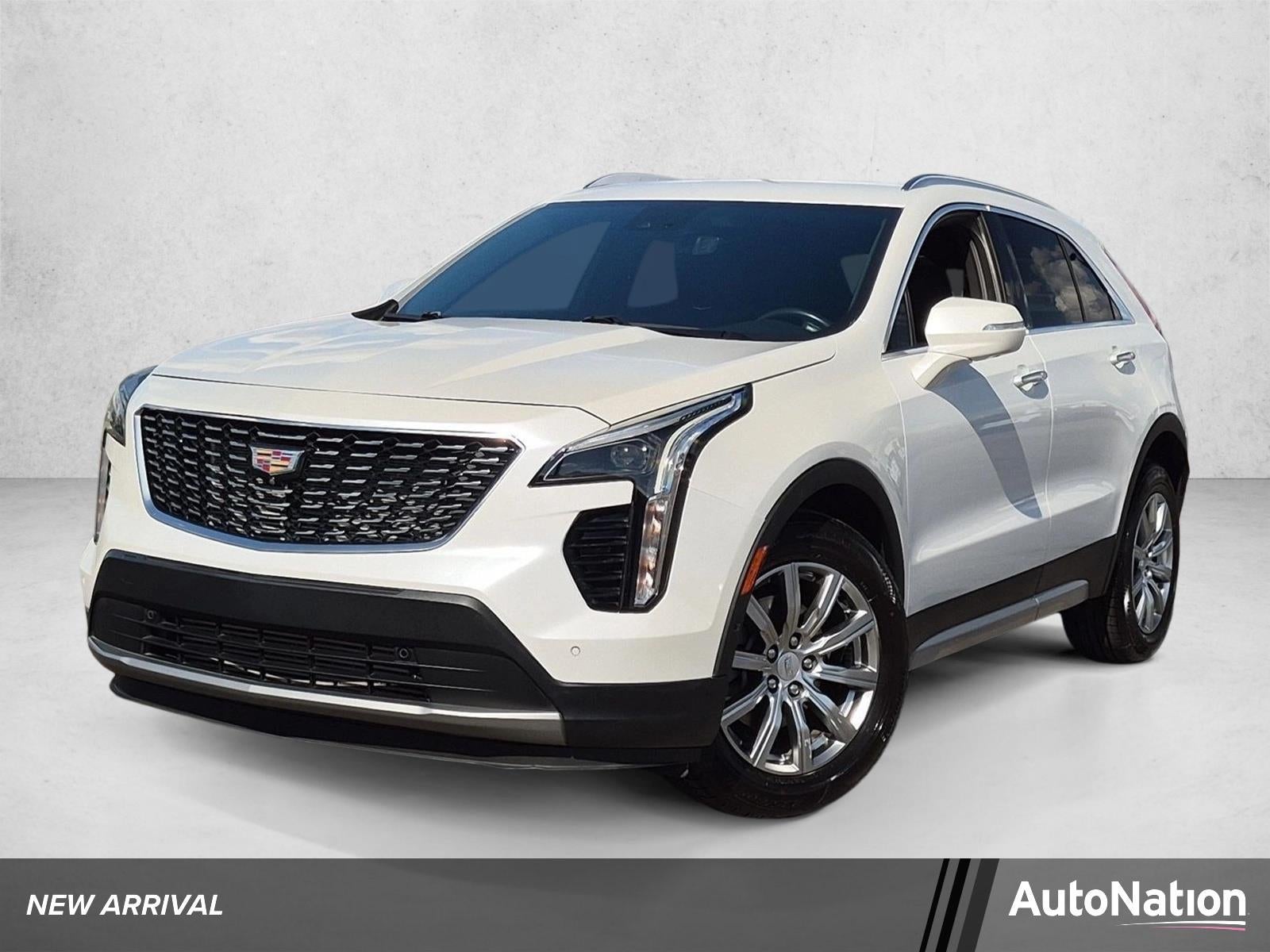 2022 Cadillac XT4 FWD Premium Luxury