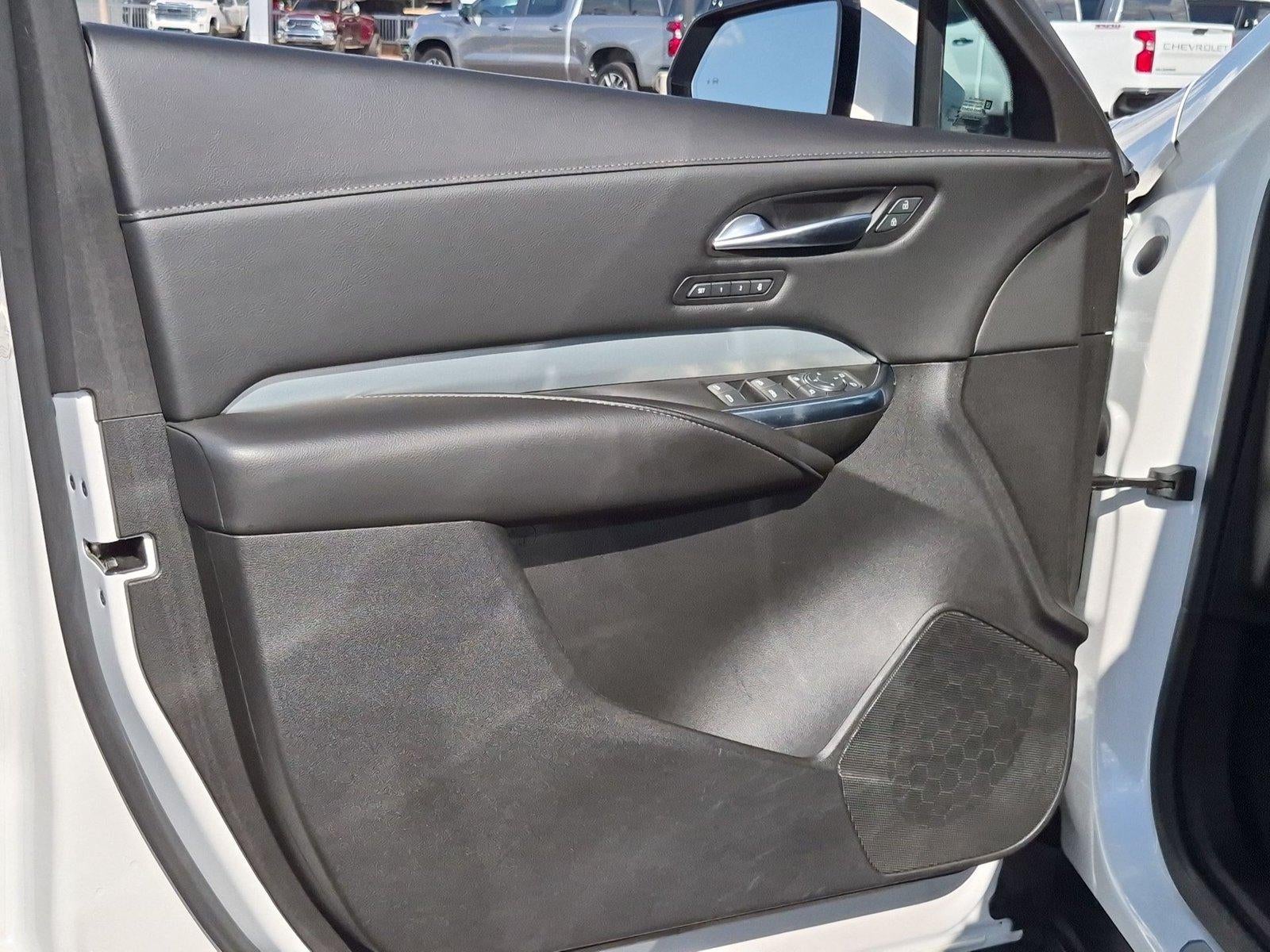 2022 Cadillac XT4 FWD Premium Luxury