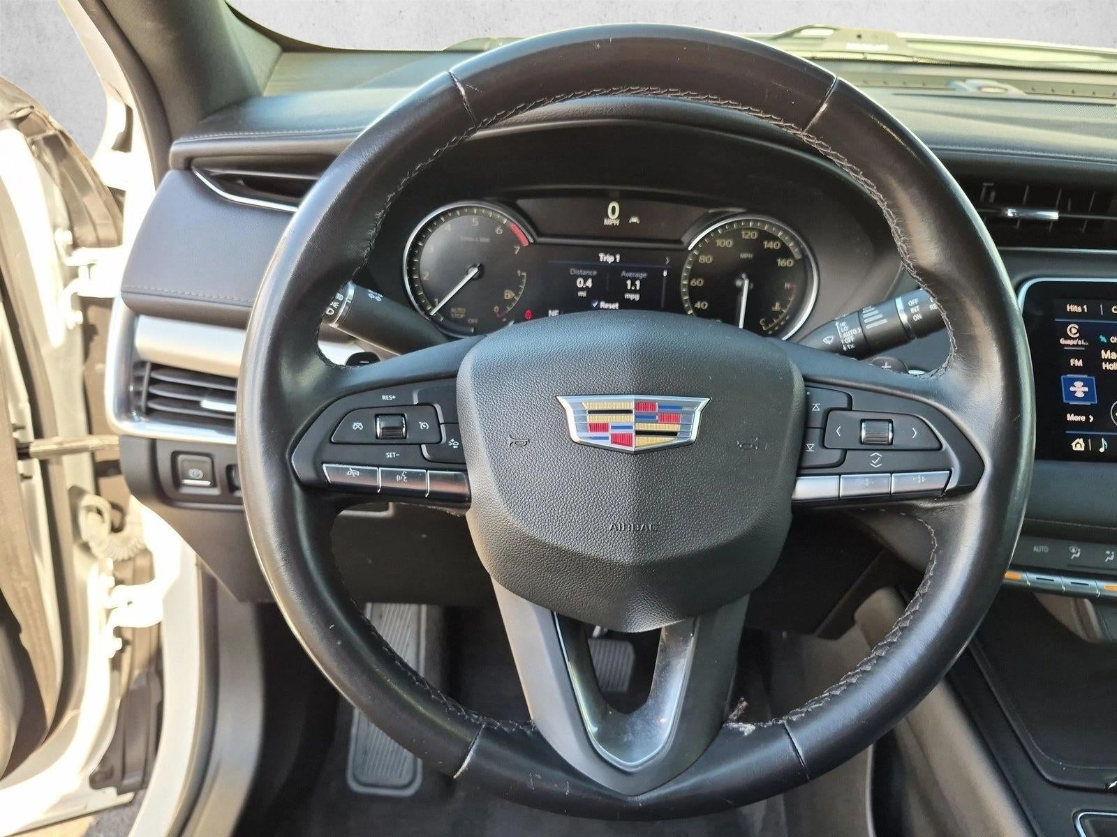 2022 Cadillac XT4 FWD Premium Luxury