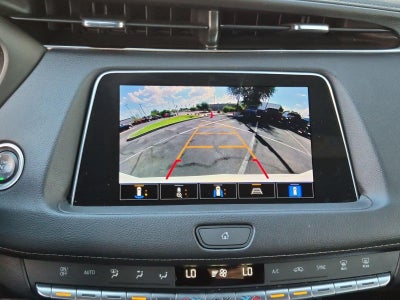 2022 Cadillac XT4 FWD Premium Luxury