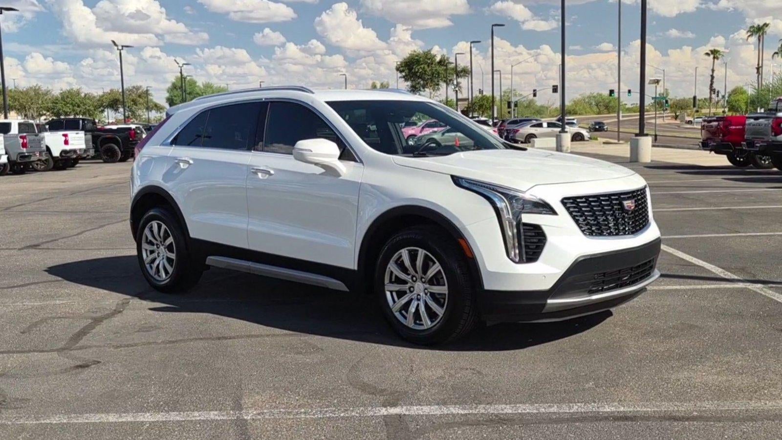 2022 Cadillac XT4 FWD Premium Luxury