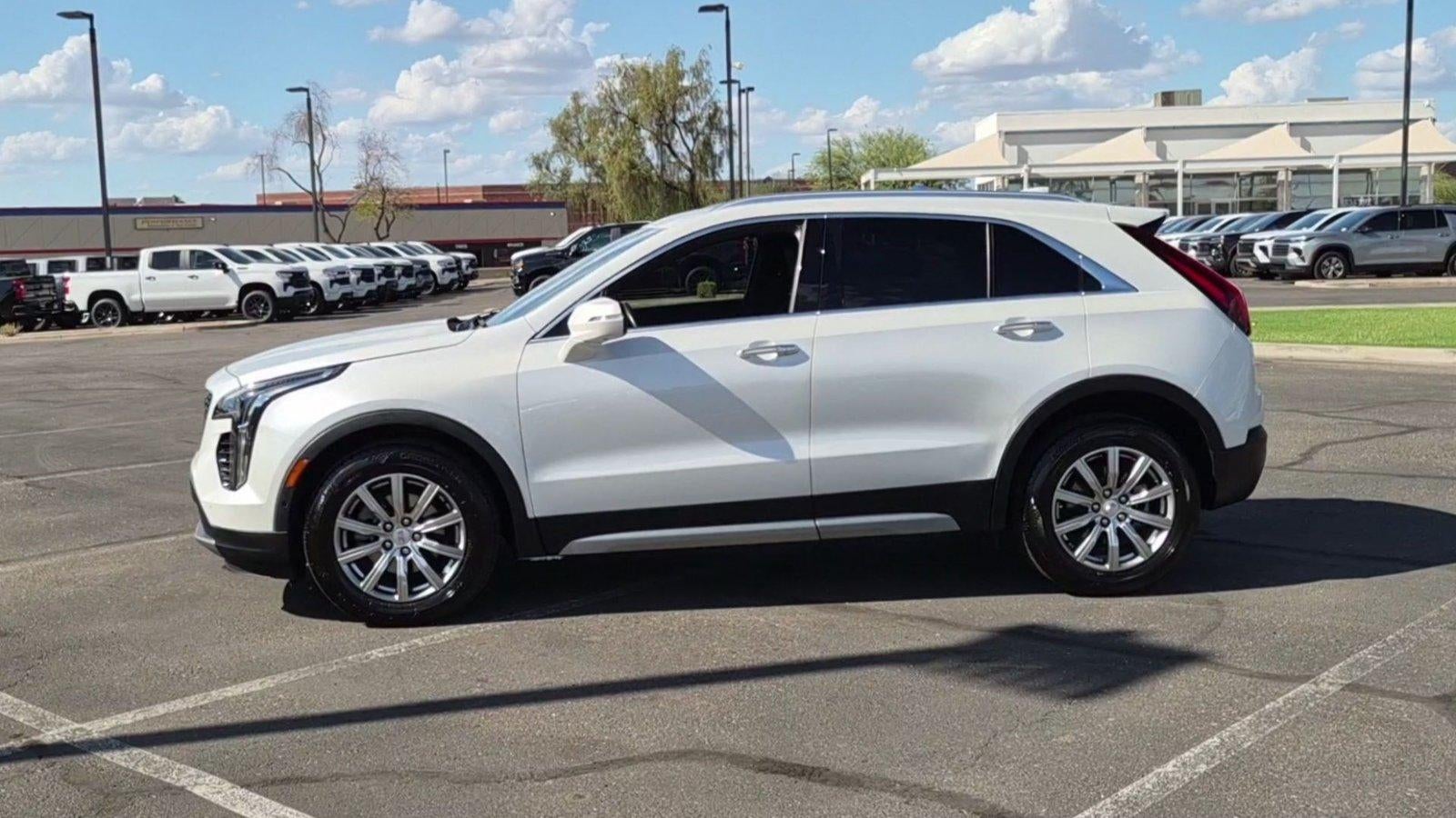 2022 Cadillac XT4 FWD Premium Luxury