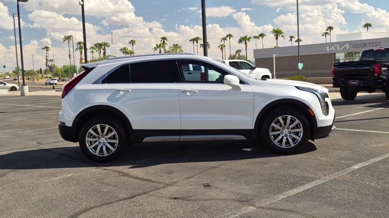 2022 Cadillac XT4 FWD Premium Luxury