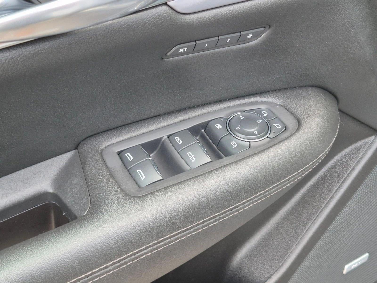 2022 Cadillac XT5 AWD Sport