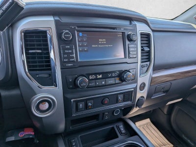 2017 Nissan TITAN SL