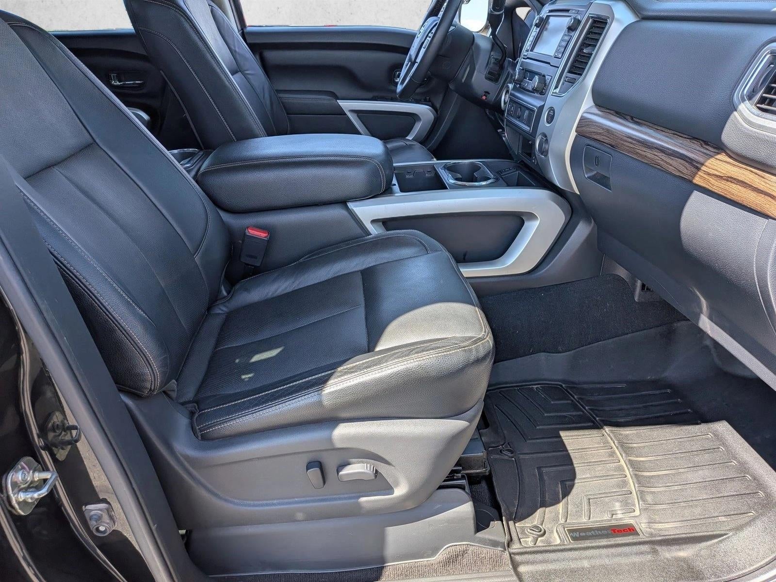 2017 Nissan TITAN SL