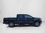 2017 Nissan TITAN SL