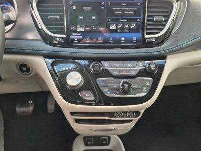 2021 Chrysler Pacifica Touring