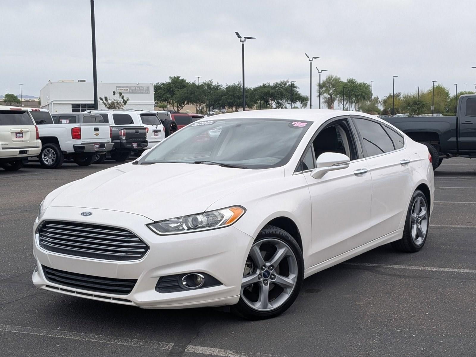2016 Ford Fusion SE