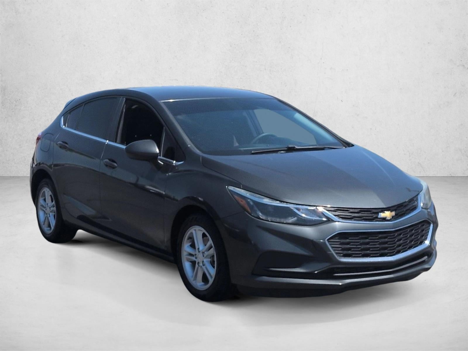 Used 2018 Chevrolet Cruze LT with VIN 3G1BE6SM2JS655311 for sale in Mesa, AZ