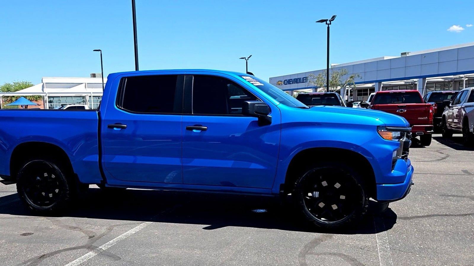 2025 Chevrolet Silverado 1500 Custom