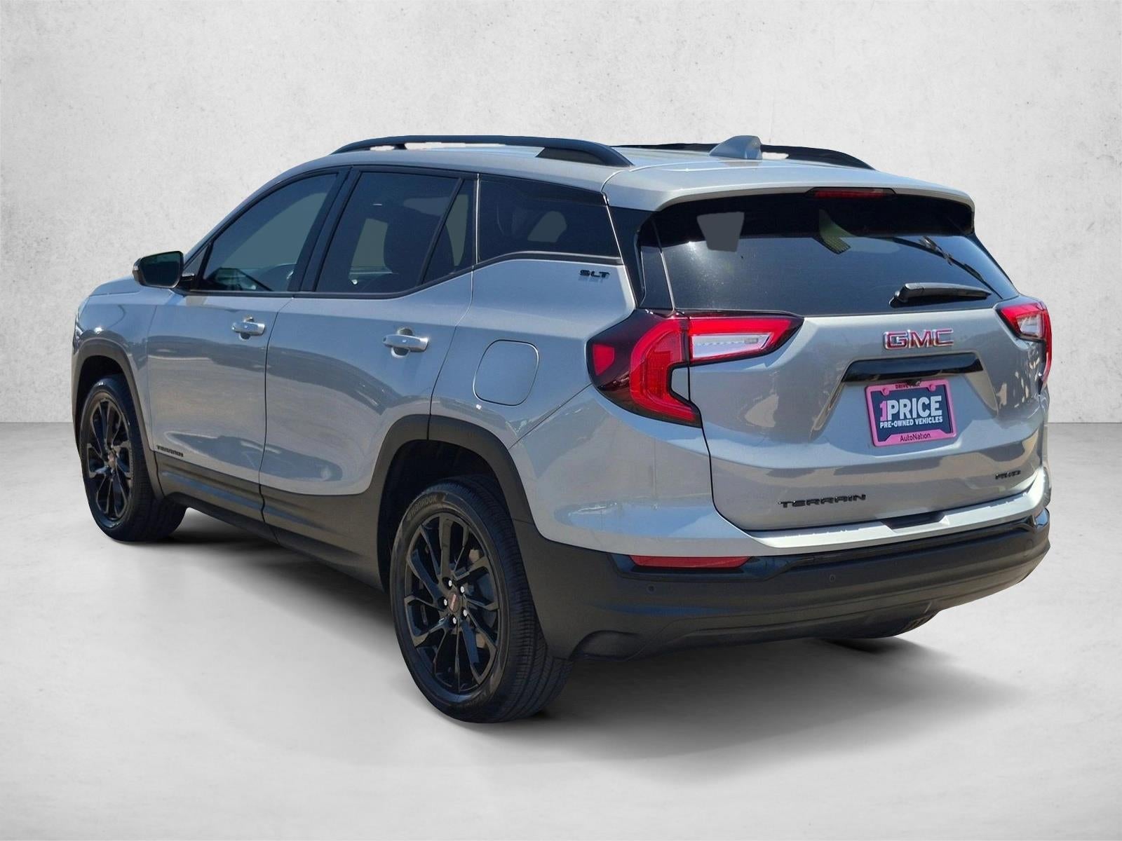 2024 GMC Terrain SLT