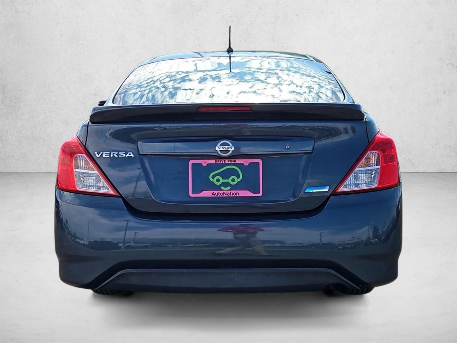2015 Nissan Versa S Plus