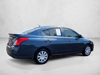 2015 Nissan Versa S Plus