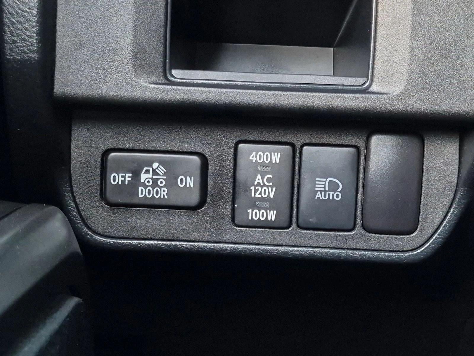 2018 Toyota Tacoma TRD Off Road - Photo 17