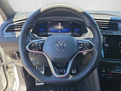 2022 Volkswagen Tiguan SE R-Line Black