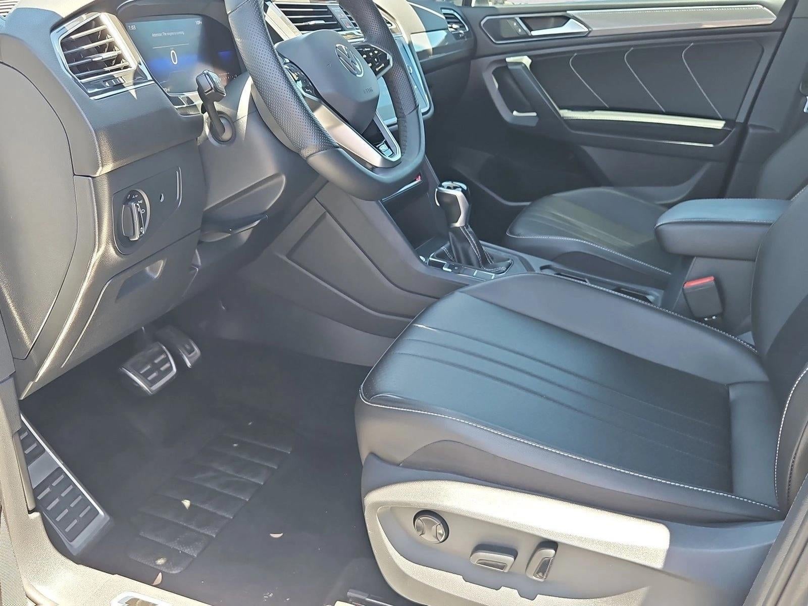 2022 Volkswagen Tiguan SE R-Line Black
