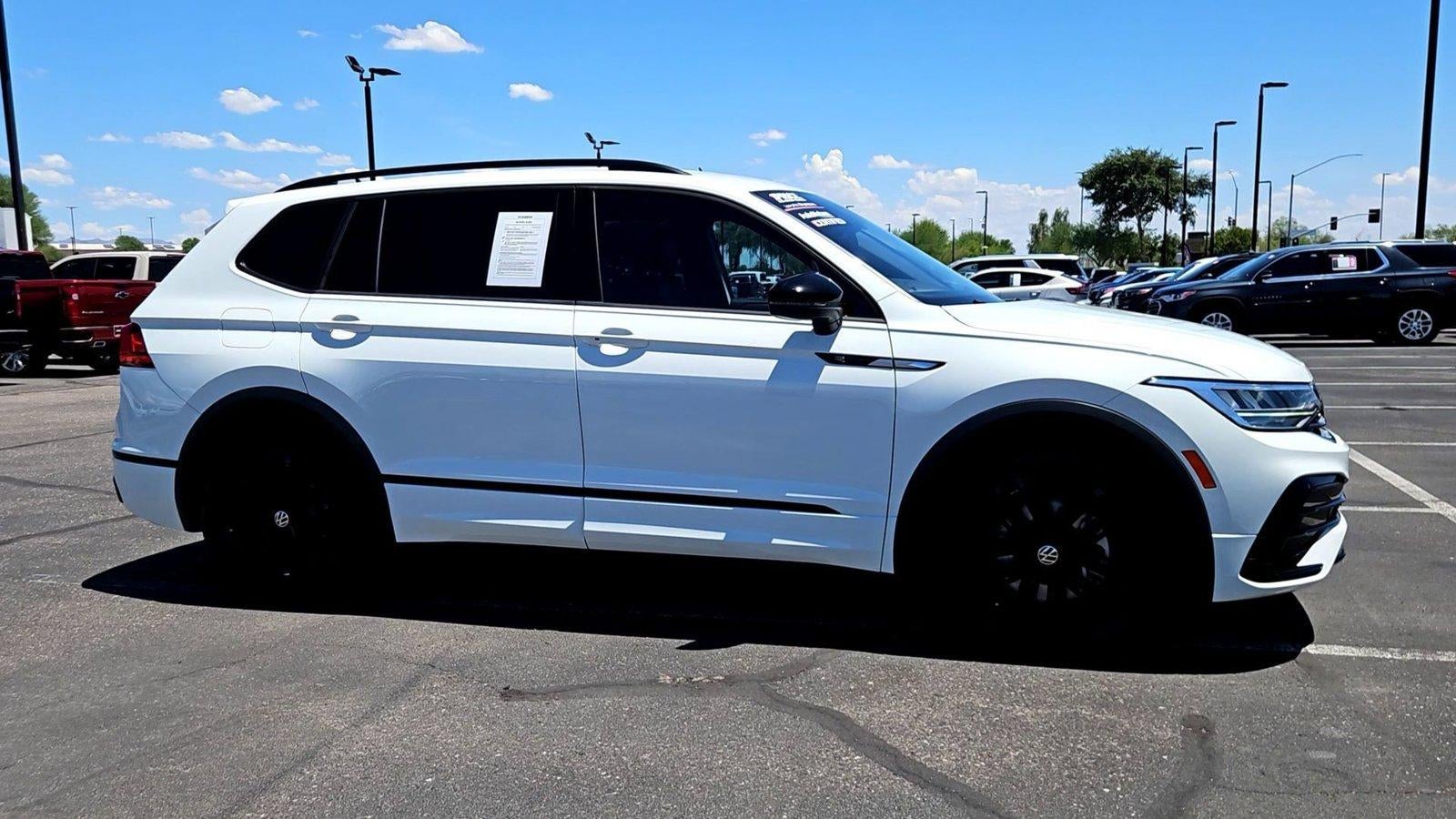 2022 Volkswagen Tiguan SE R-Line Black