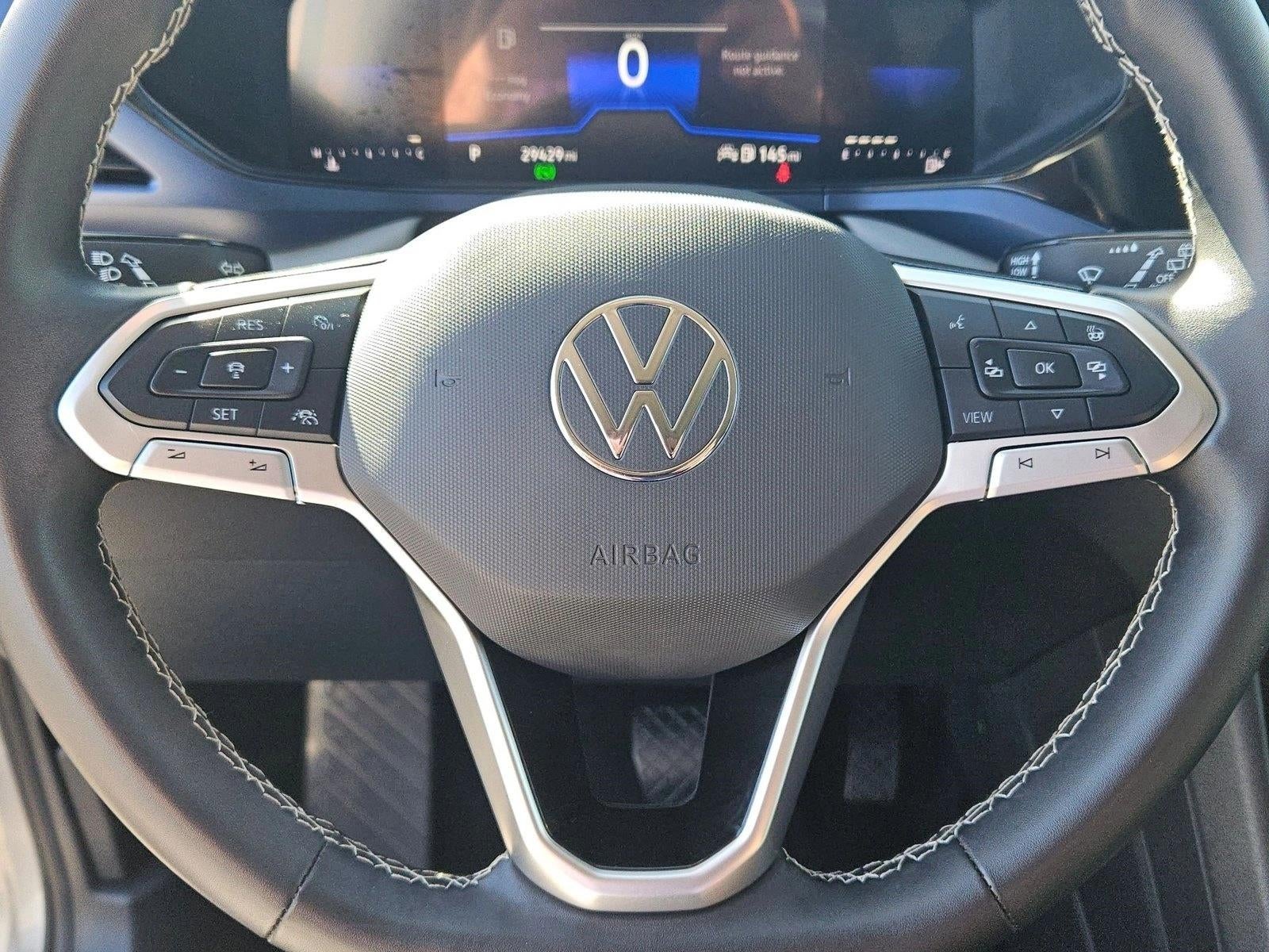 2024 Volkswagen Taos SE