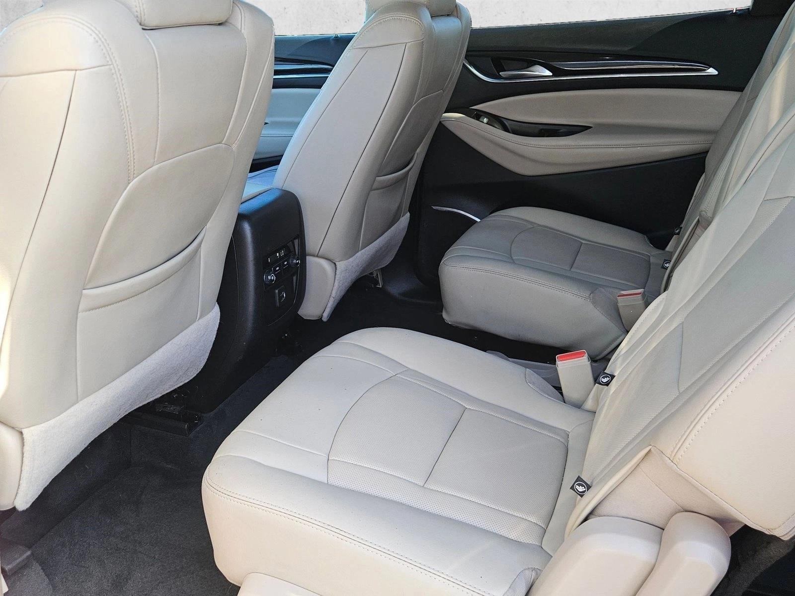 2020 Buick Enclave Essence