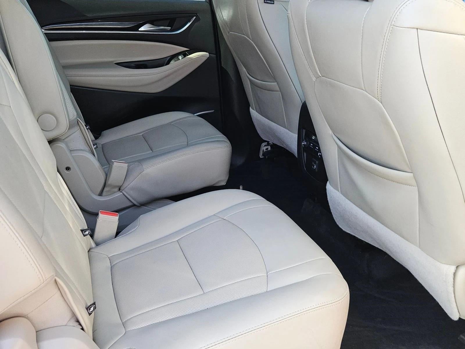 2020 Buick Enclave Essence
