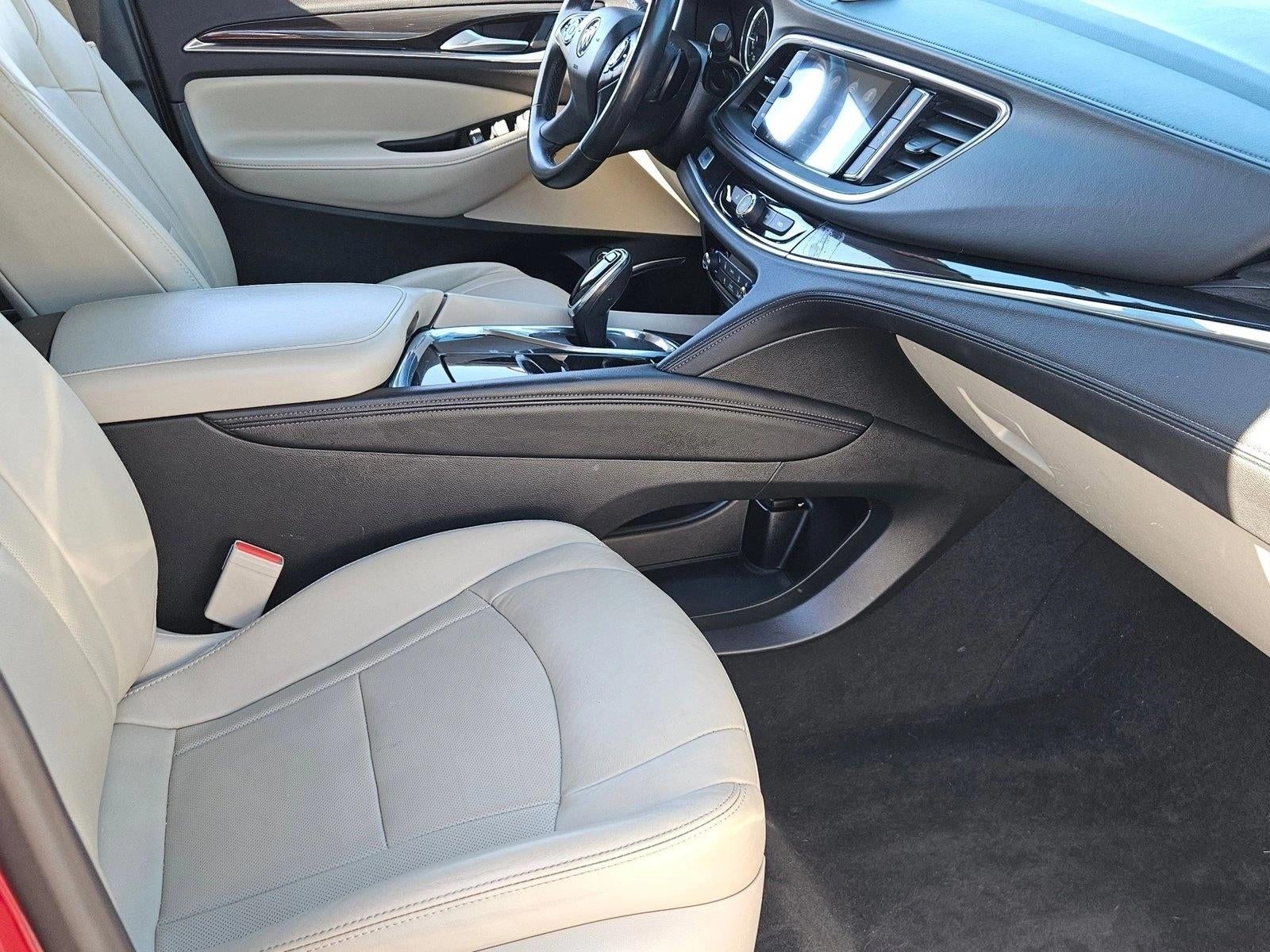 2020 Buick Enclave Essence