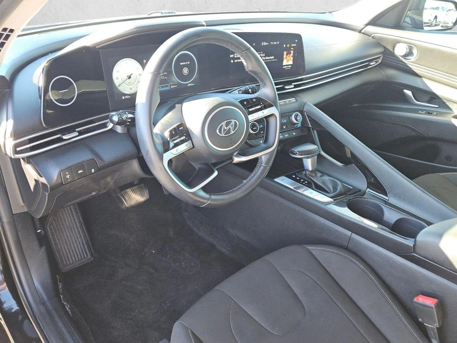 2023 Hyundai Elantra SEL