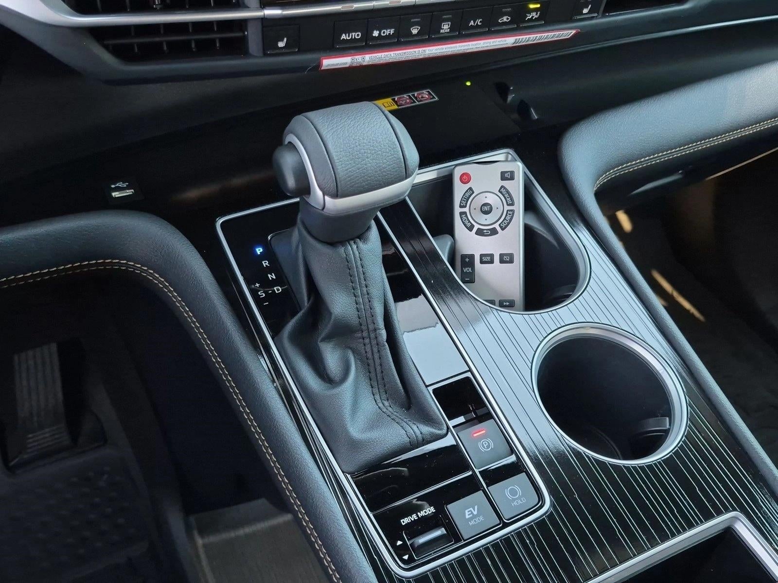 2026 Toyota Sienna Woodland Edition