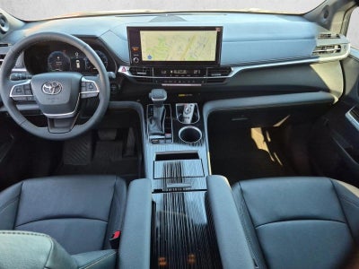 2026 Toyota Sienna Woodland Edition
