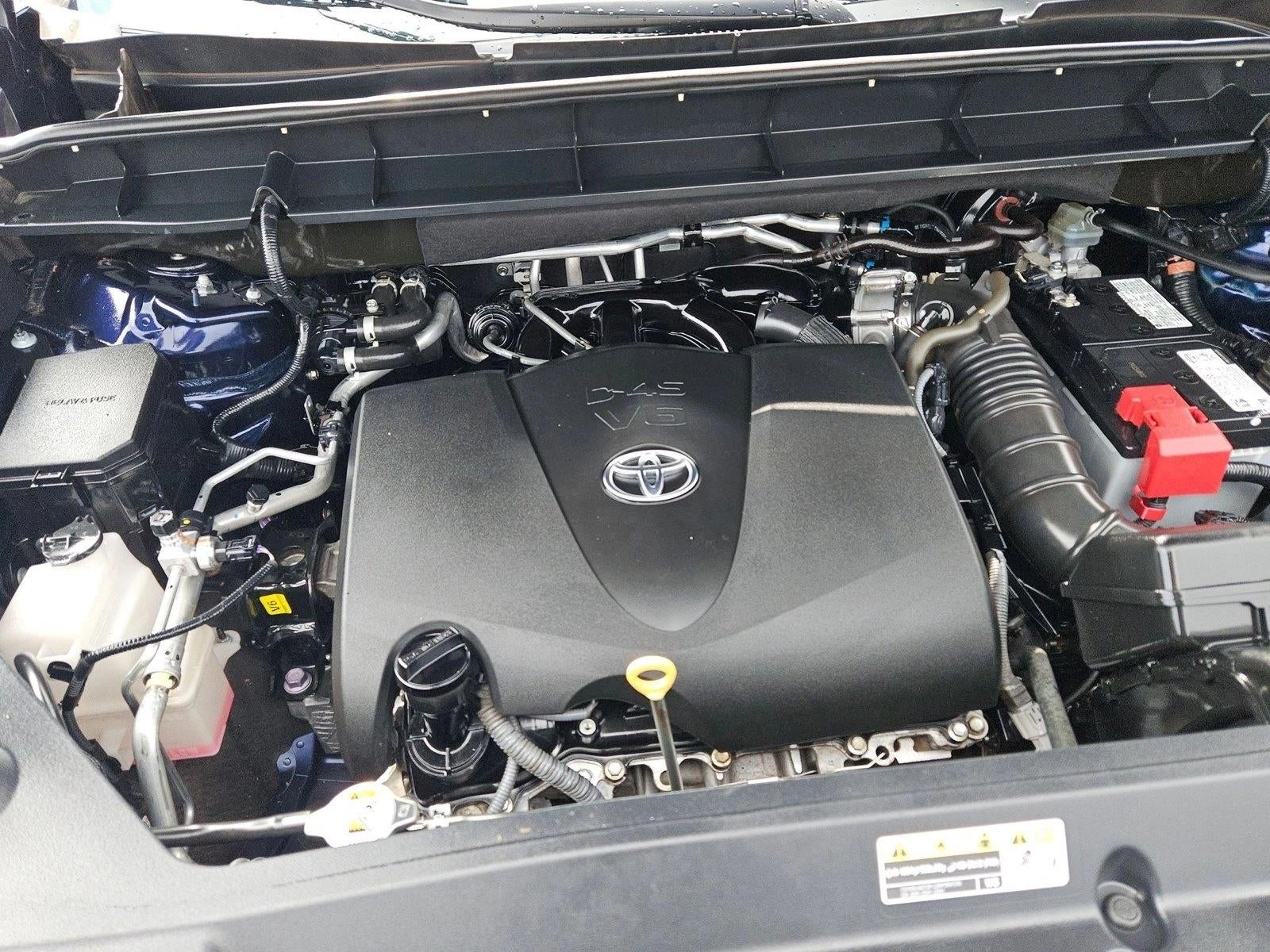 2021 Toyota Highlander L